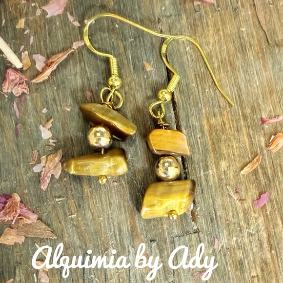 Gold tigers eye simple Earrings - Picture 1 of 1